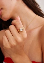 Load image into Gallery viewer, Zircon Ring