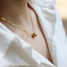 Load image into Gallery viewer, Round Bead Necklace