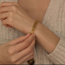 Load image into Gallery viewer, Chain Bracelet - shopvinchi - Chain Bracelet
