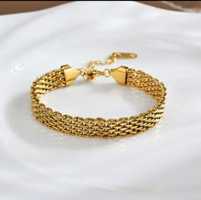 Load image into Gallery viewer, Chain Bracelet - shopvinchi - Chain Bracelet
