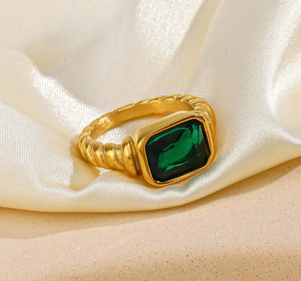 Chic Zicron ring