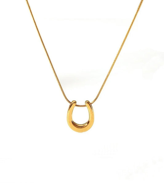 U shape necklace