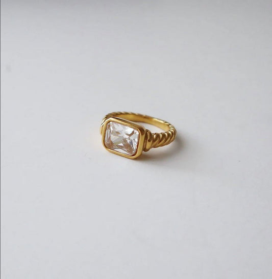 Zircon Ring